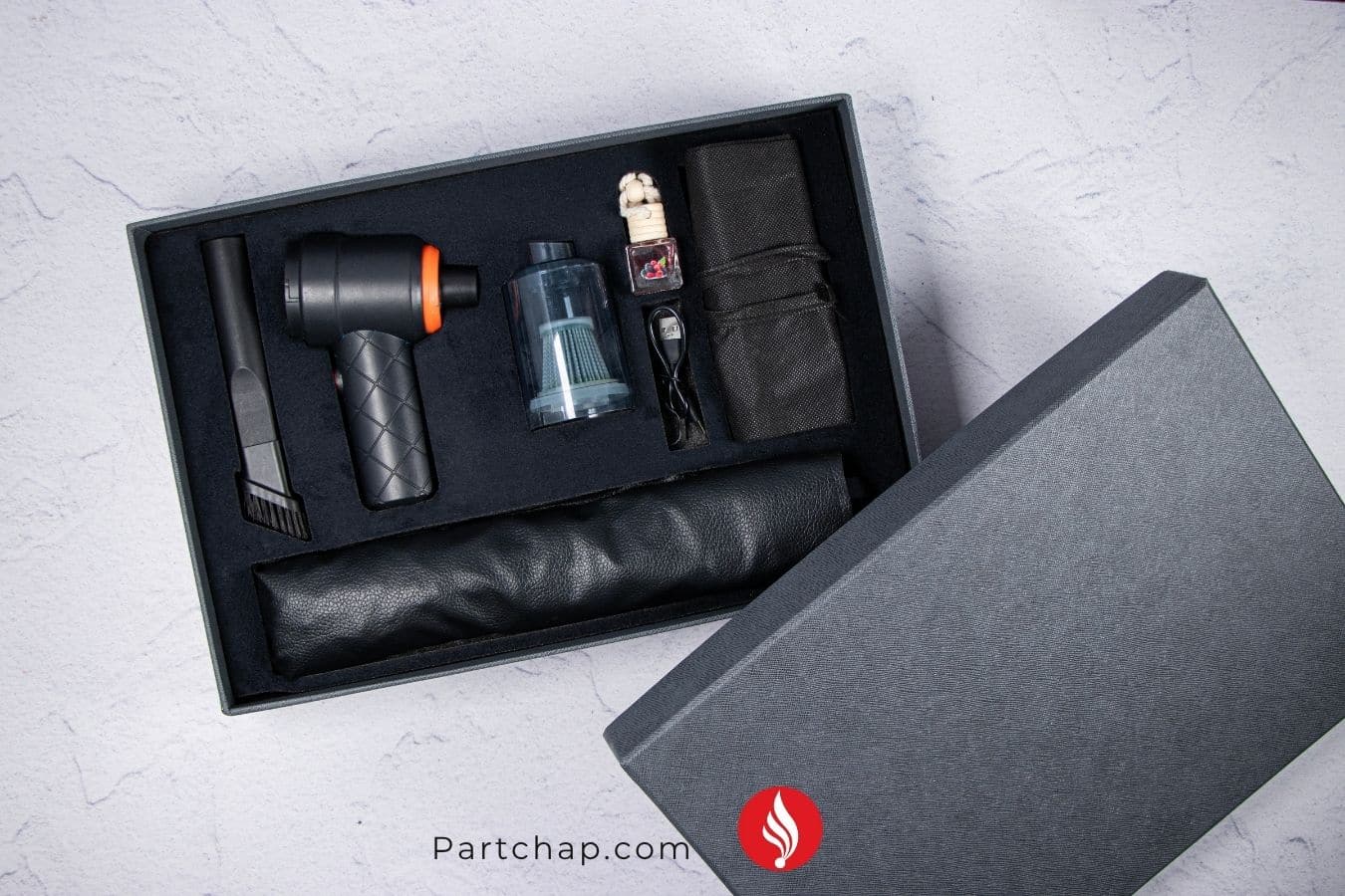 امکان چاپ و شخصی‌سازی ست‌های هدیه خودرویی